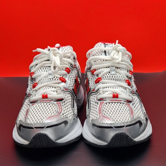 New Balance 920 (2011) - Picture 3 of 7